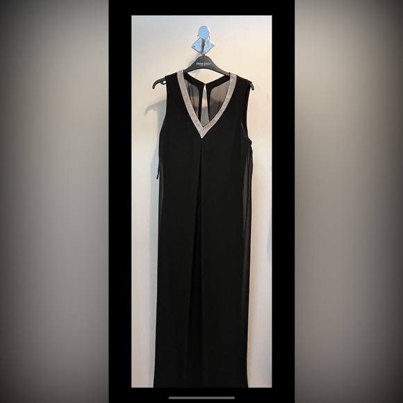 ✨Black Formal Dress✨ - Picture 1 of 4